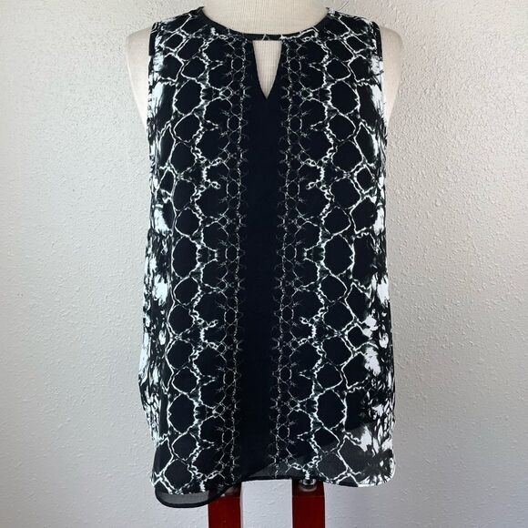 Violet + Claire Sleeveless Blouse Top Size L EUC - Picture 1 of 6